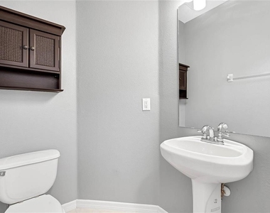 12543 Cruxbury Drive - Photo Thumbnail 7