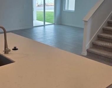 5617 Fiona Ln - Photo Thumbnail 21
