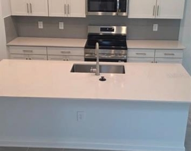 5617 Fiona Ln - Photo Thumbnail 23