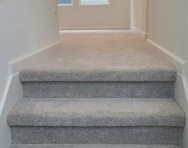5617 Fiona Ln - Photo Thumbnail 13