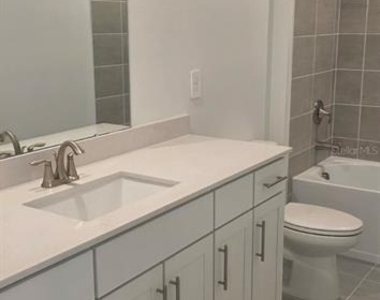 5617 Fiona Ln - Photo Thumbnail 11