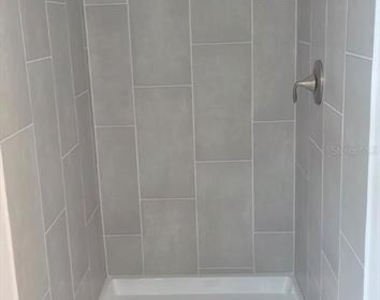 5617 Fiona Ln - Photo Thumbnail 3