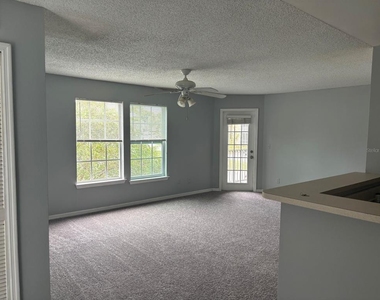6178 Westgate Drive - Photo Thumbnail 2