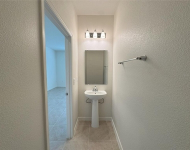 3138 Sanctuary Drive - Photo Thumbnail 4