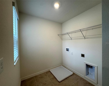 3138 Sanctuary Drive - Photo Thumbnail 14