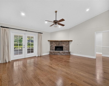 8825 Butternut Boulevard - Photo Thumbnail 7