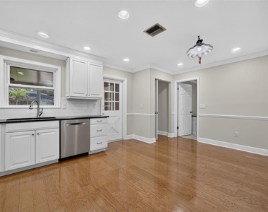 8825 Butternut Boulevard - Photo Thumbnail 10