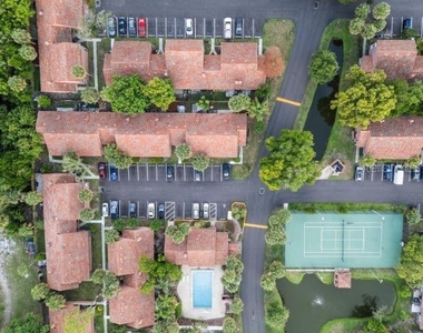 652 Saint Johns Court - Photo Thumbnail 17