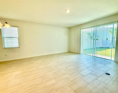 1162 Happy Forest Loop - Photo Thumbnail 3