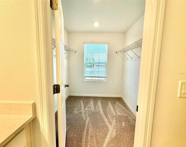 1162 Happy Forest Loop - Photo Thumbnail 11