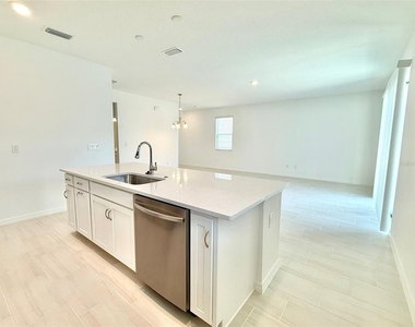 1162 Happy Forest Loop - Photo Thumbnail 4