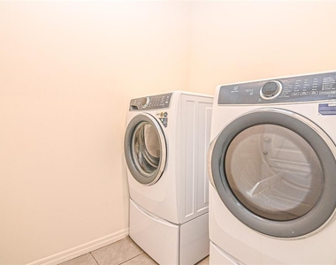 759 Auburn Grove Court - Photo Thumbnail 21