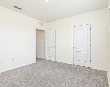 759 Auburn Grove Court - Photo Thumbnail 31