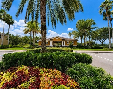 11155 Savannah Landing Circle - Photo Thumbnail 32
