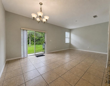 11155 Savannah Landing Circle - Photo Thumbnail 13