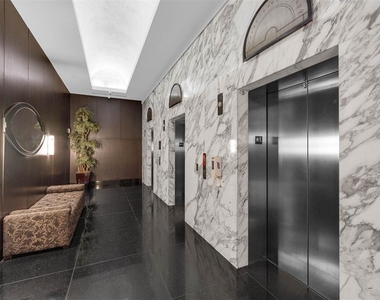 100 S Eola Drive - Photo Thumbnail 4