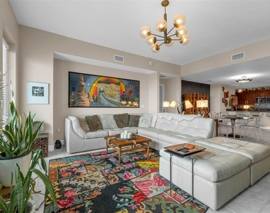 100 S Eola Drive - Photo Thumbnail 12