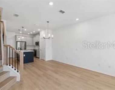 4345 Roush Avenue - Photo Thumbnail 1