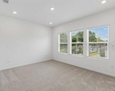 4345 Roush Avenue - Photo Thumbnail 4