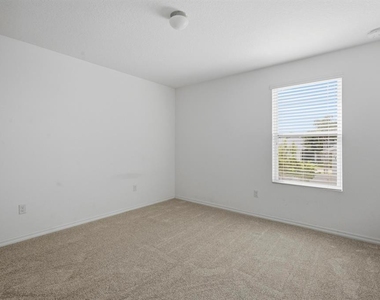 16604 Broadford Lane - Photo Thumbnail 19