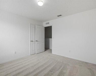 16604 Broadford Lane - Photo Thumbnail 23