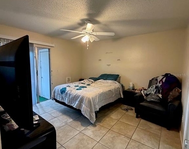 2803 Waxy Willow Lane - Photo Thumbnail 9