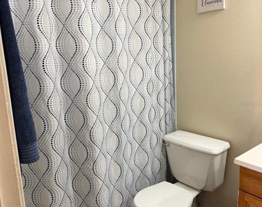 2803 Waxy Willow Lane - Photo Thumbnail 18