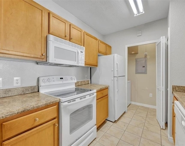 5550 E Michigan Street - Photo Thumbnail 9