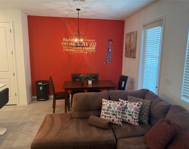 1553 Discovery Street - Photo Thumbnail 13