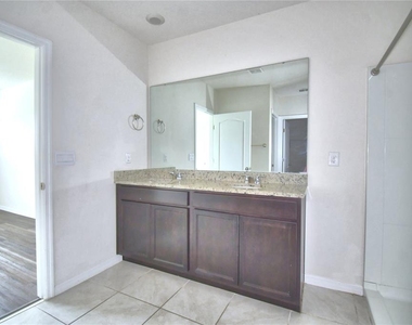5628 Siltstone Street - Photo Thumbnail 47
