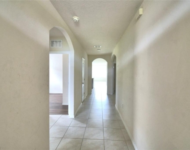 5628 Siltstone Street - Photo Thumbnail 7