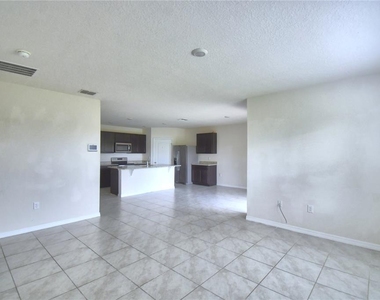 5628 Siltstone Street - Photo Thumbnail 35