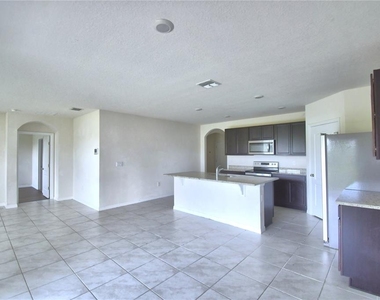 5628 Siltstone Street - Photo Thumbnail 30