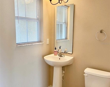 2539 Aventurine Street - Photo Thumbnail 9