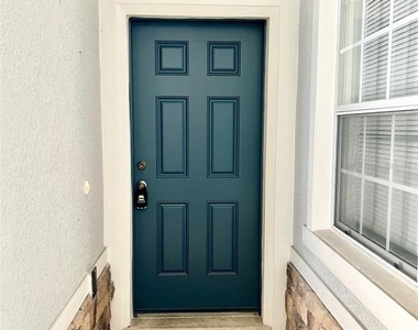 2539 Aventurine Street - Photo Thumbnail 2