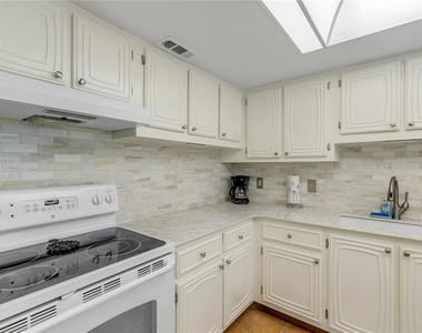325 N Causeway - Photo Thumbnail 10