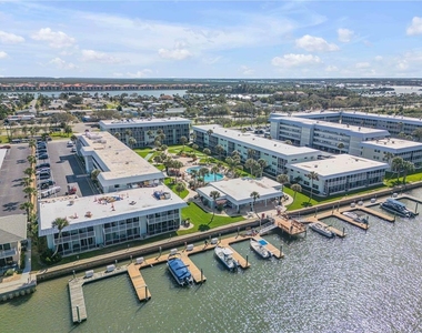 325 N Causeway - Photo Thumbnail 6