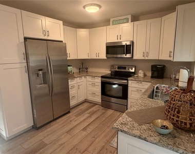 5231 Pompano Road - Photo Thumbnail 6