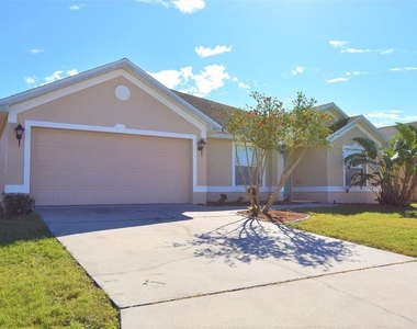 6835 Hunters Crossing Boulevard - Photo Thumbnail 1
