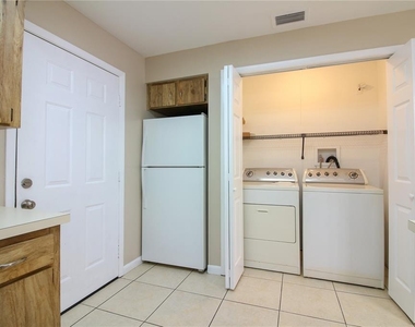 1545 King Avenue - Photo Thumbnail 3