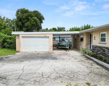 228 W Lake Ina Drive - Photo Thumbnail 5