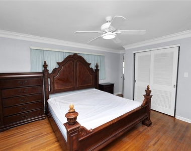 228 W Lake Ina Drive - Photo Thumbnail 21