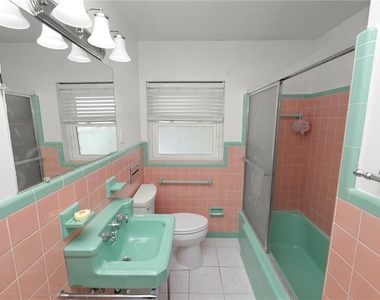 228 W Lake Ina Drive - Photo Thumbnail 28