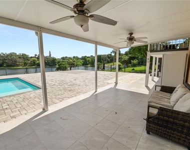 228 W Lake Ina Drive - Photo Thumbnail 31