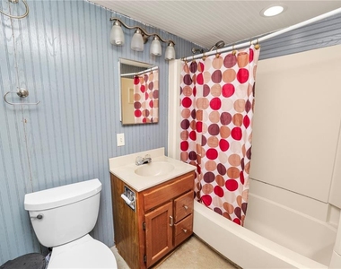 228 W Lake Ina Drive - Photo Thumbnail 47