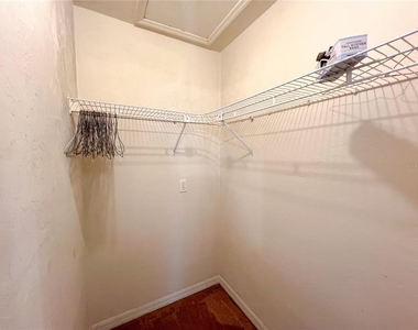 24535 Nw 189th Avenue - Photo Thumbnail 9