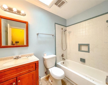 25054 Nw 2nd Avenue - Photo Thumbnail 7