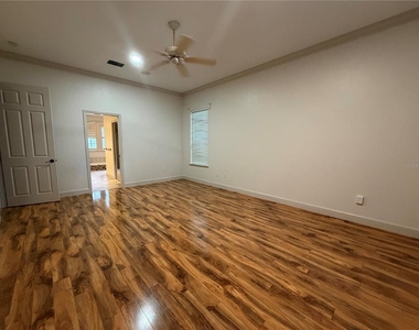 9717 Sw 32nd Lane - Photo Thumbnail 4