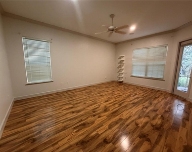 9717 Sw 32nd Lane - Photo Thumbnail 8