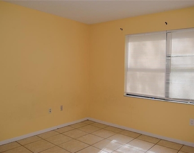 7423 Sw 42nd Pl - Photo Thumbnail 21